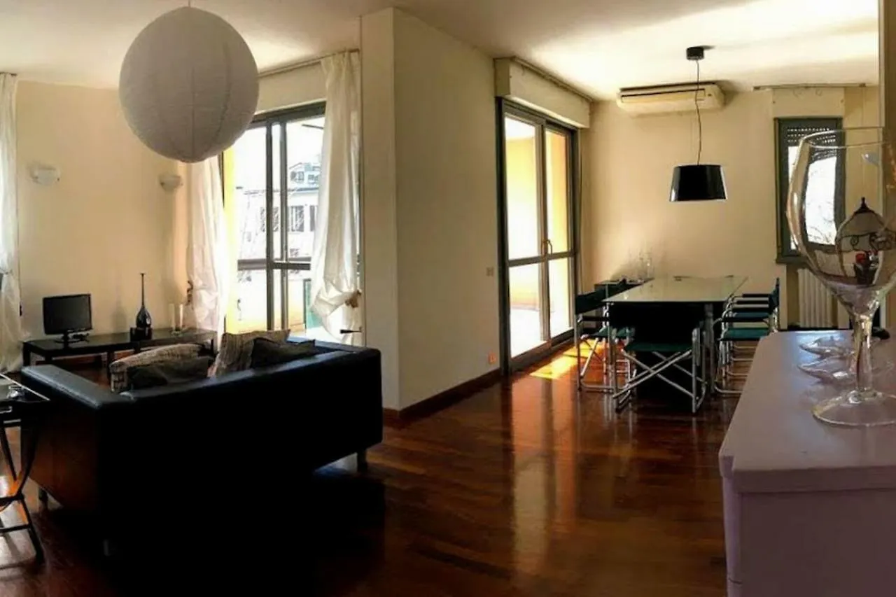 Residenza Design Montebello Citta Di Parma Parco Bizzozero Apartment